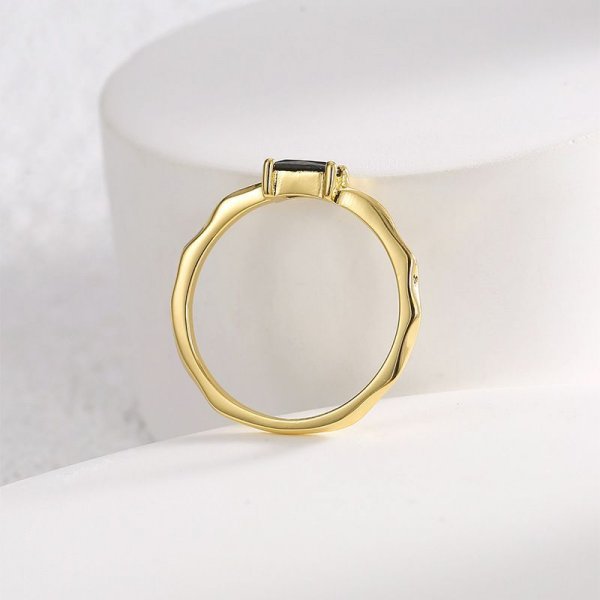 Style Simple Atmosphere Fashion High Feeling Design Ring Women Copper Plated Genuine copper With Black Zirconia Ring